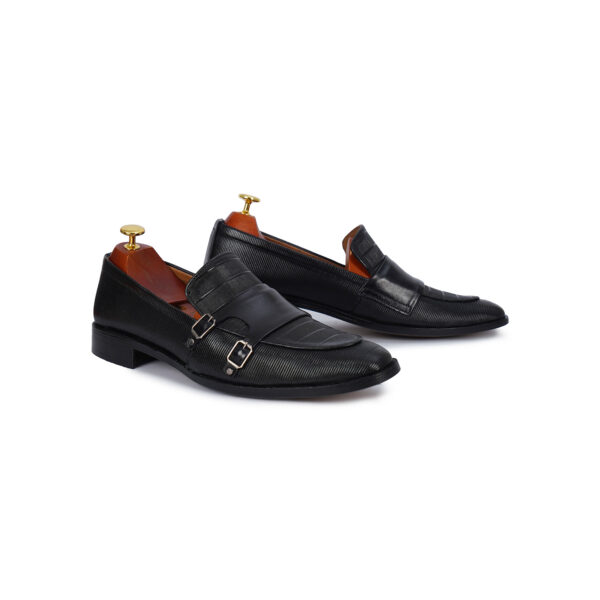 Monk Lining